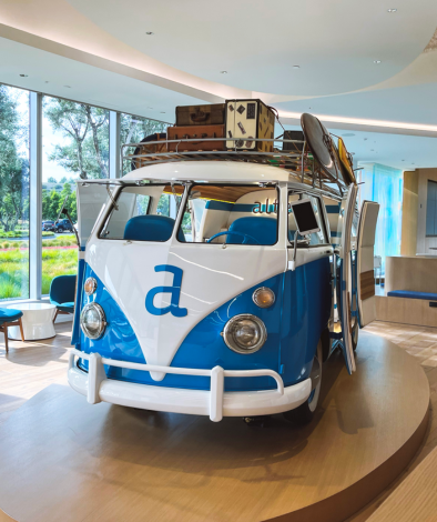 Alteryx HQ Bus